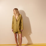 Blazer linho oversize bolsos oliva