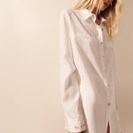 Camisa linho oversized punho bordado branca