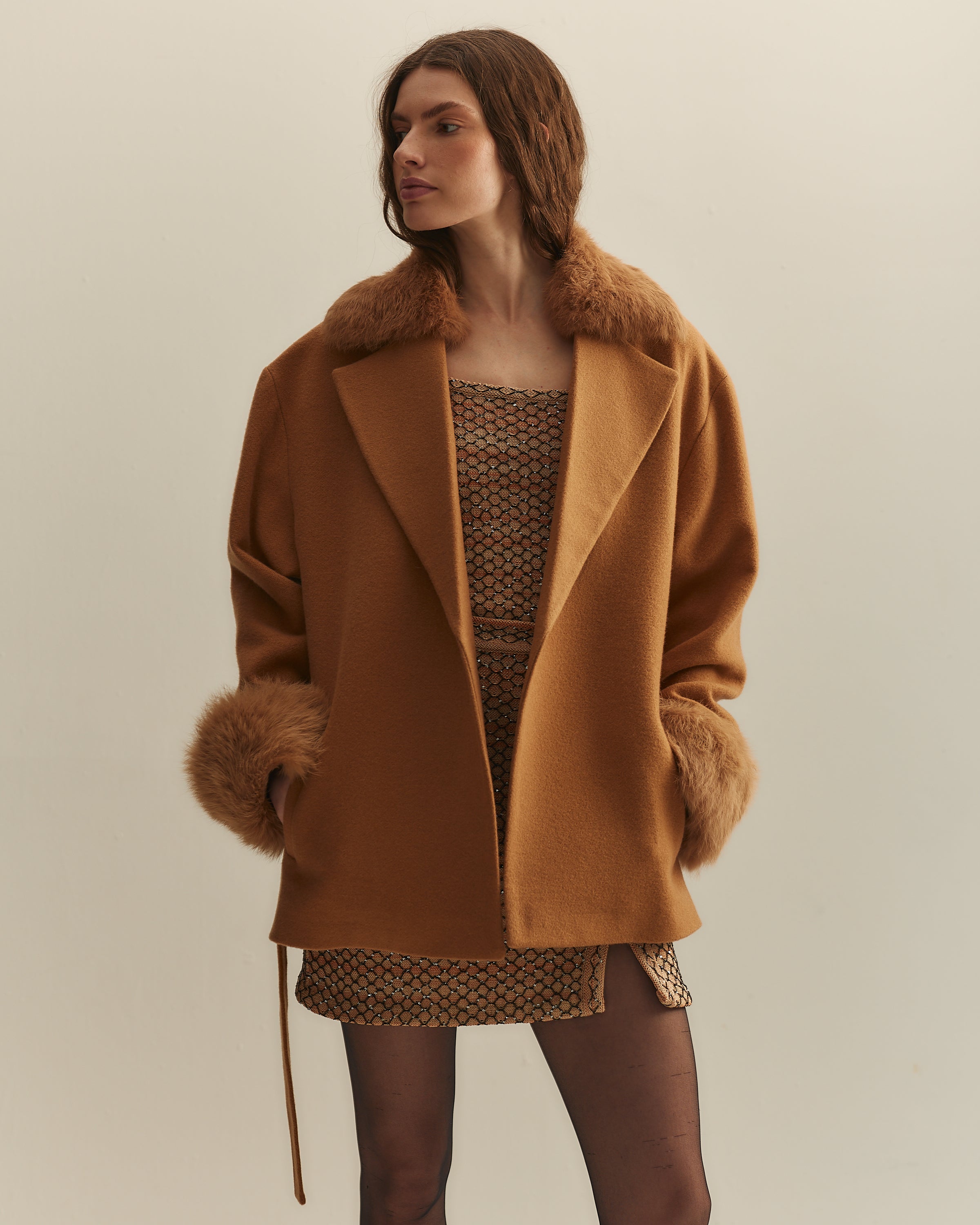 Cardigan tricot paetê colméia brownie – MES